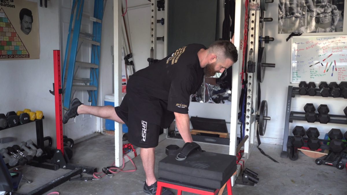Single leg RDLs